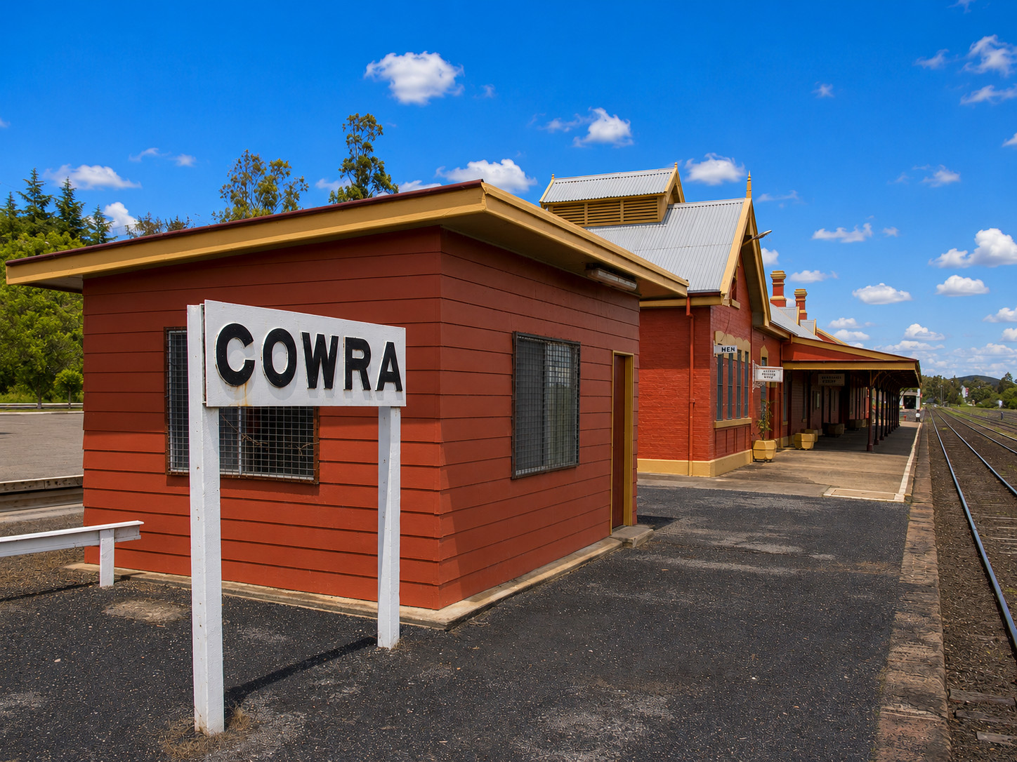 Cowra Image 0
